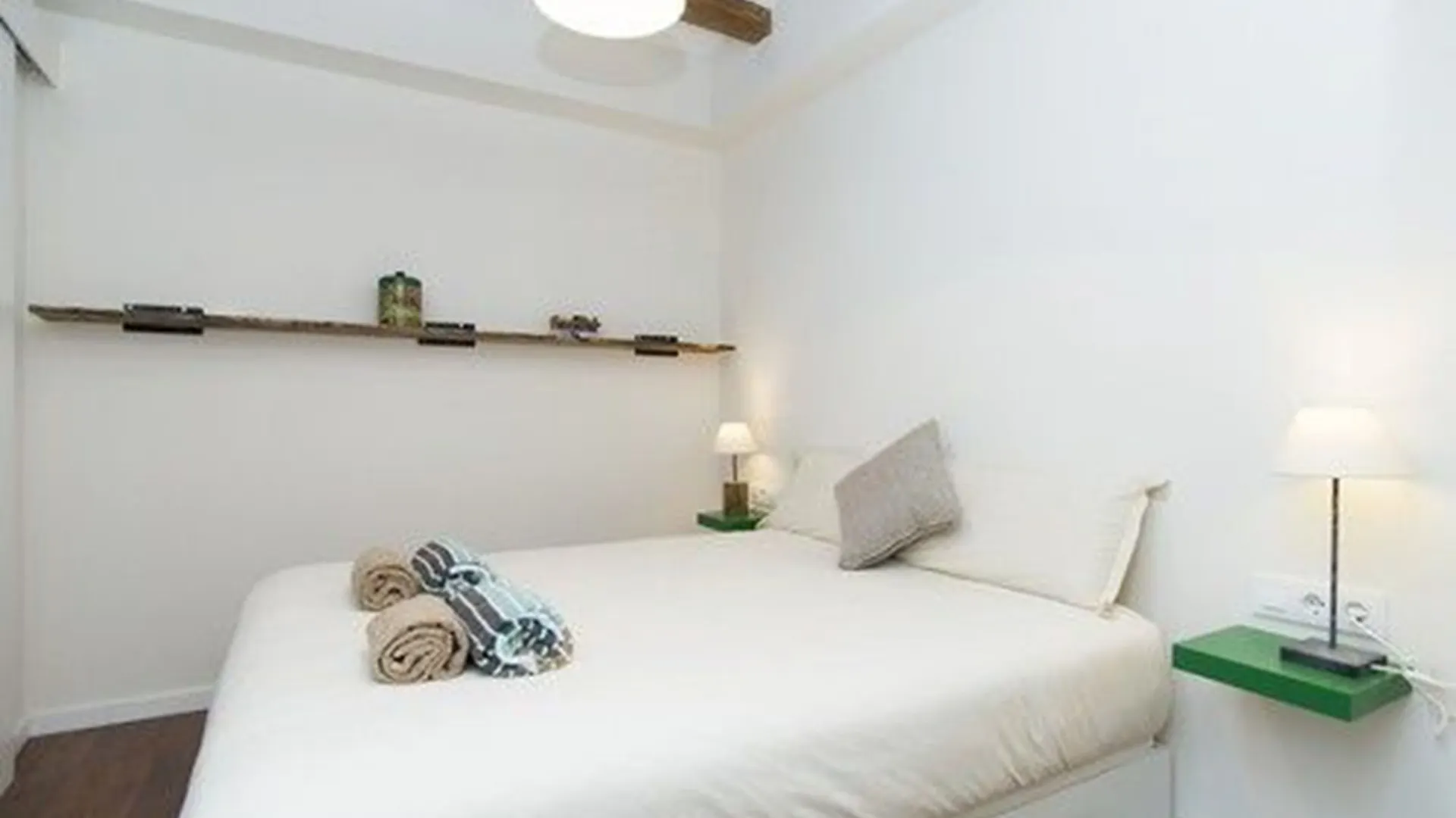Apartments Sfamilia Barselona Otel