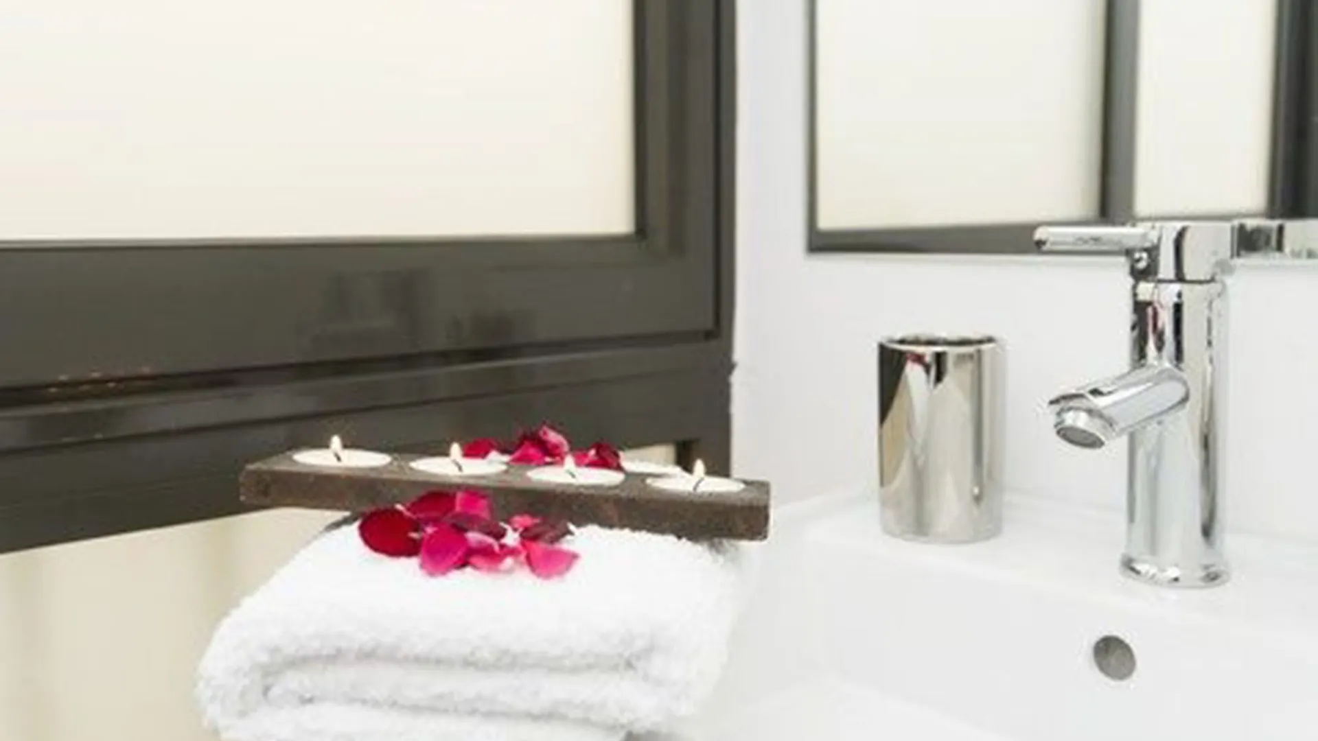 Otel Apartments Sfamilia Barselona